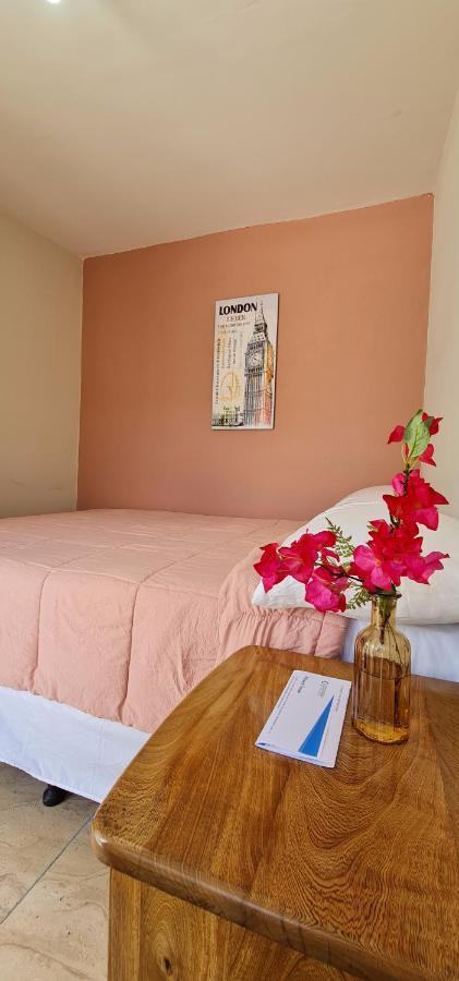 Hotel, Cocoview Valle De Angeles Exterior photo